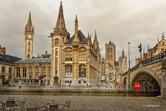 Photo : Carnets de Balades -  Gand-eglise-Saint-Nicolas