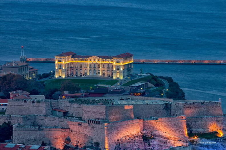 Photo : Carnets de Balades -  Le palais du Pharo 