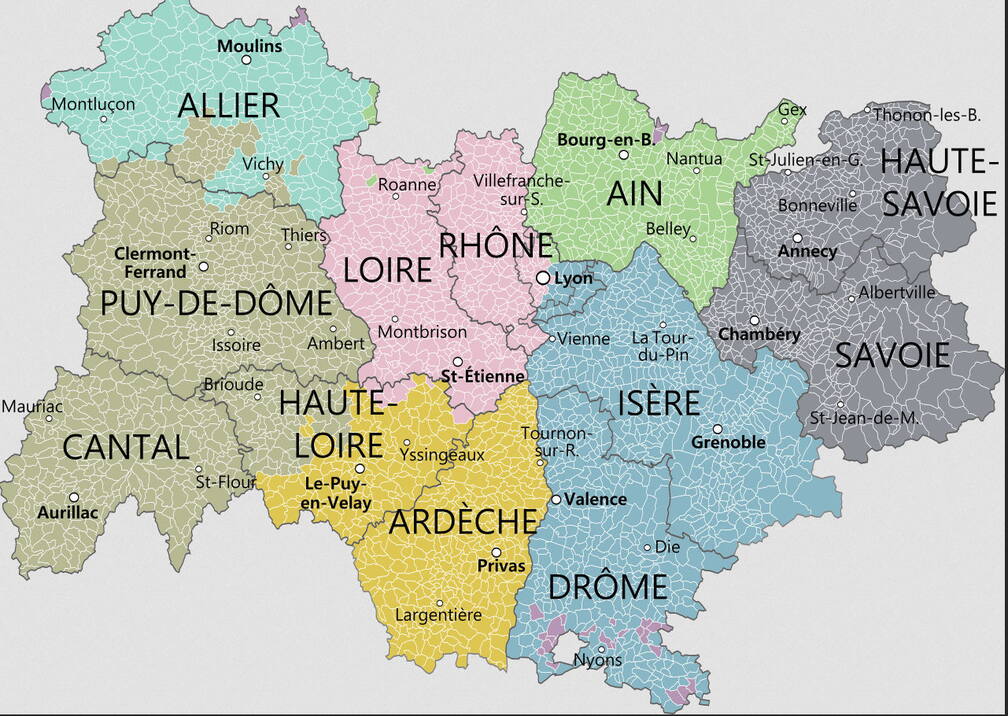 Carnets de Balades - Carte  de la région Auvergne Rhône Alpes Si  la réorganisation des régions, vous fait perdre vos notions de géographie,
Cette carte vous aidera à vous positionner.
Source wikipédia. | GBopassions Photos