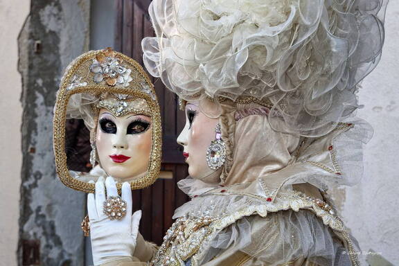 Photo : GBopassions Photos -  Miroir mon beau miroir.....!