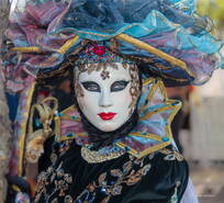 Photo : Tag Flaneries au miroir|Masques Vénitiens - « T'as d'beaux yeux, tu sais. » 