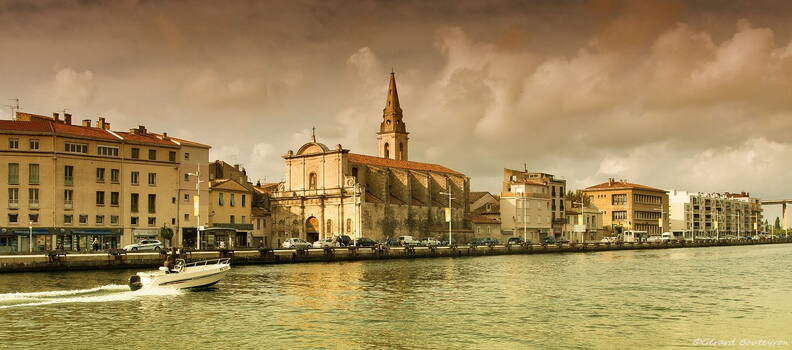 Photo : Photos de la ville de Martigues -  Le canal Galliffet 