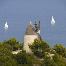 Photo : Martigues en photos -  Moulin à vent de Martigues