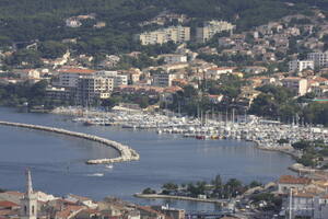 Photo : Martigues en photos -   Le port de jonquiére