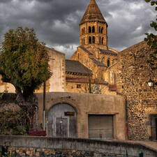 Eglise_Auvergne.jpg